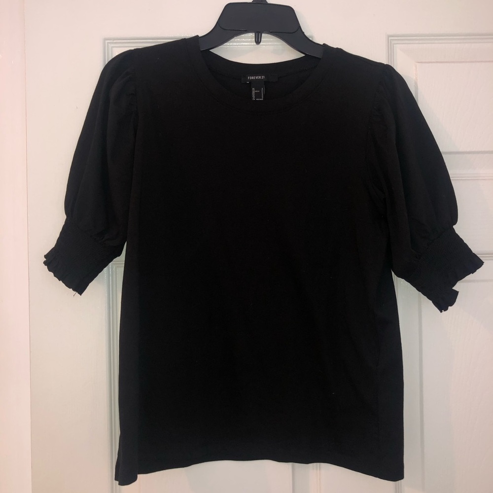 Smocked puff sleeve tee
